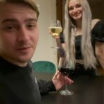 Блогер трахнул в анал длинноволосую блондинку (2020)